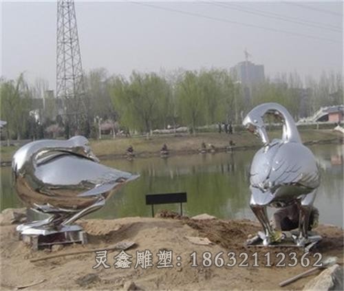 动物天鹅别墅不锈钢雕塑