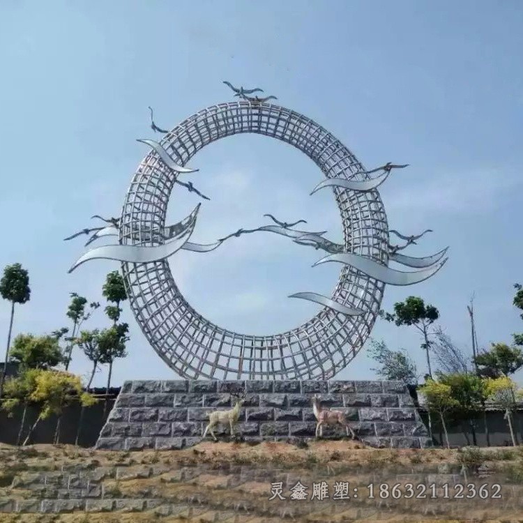 镂空圆环不锈钢景观雕塑