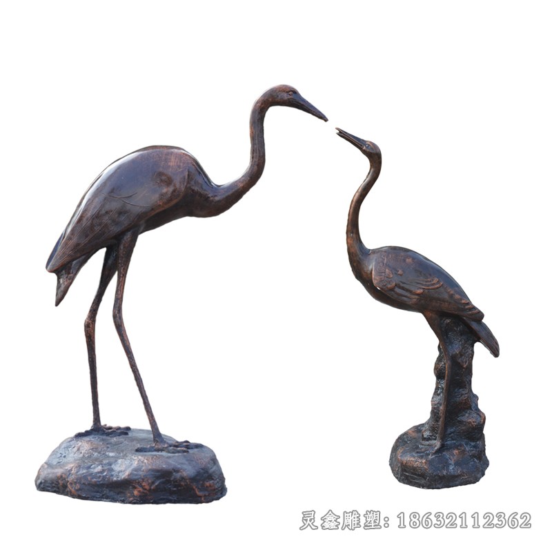 站姿仙鹤动物标志铜雕