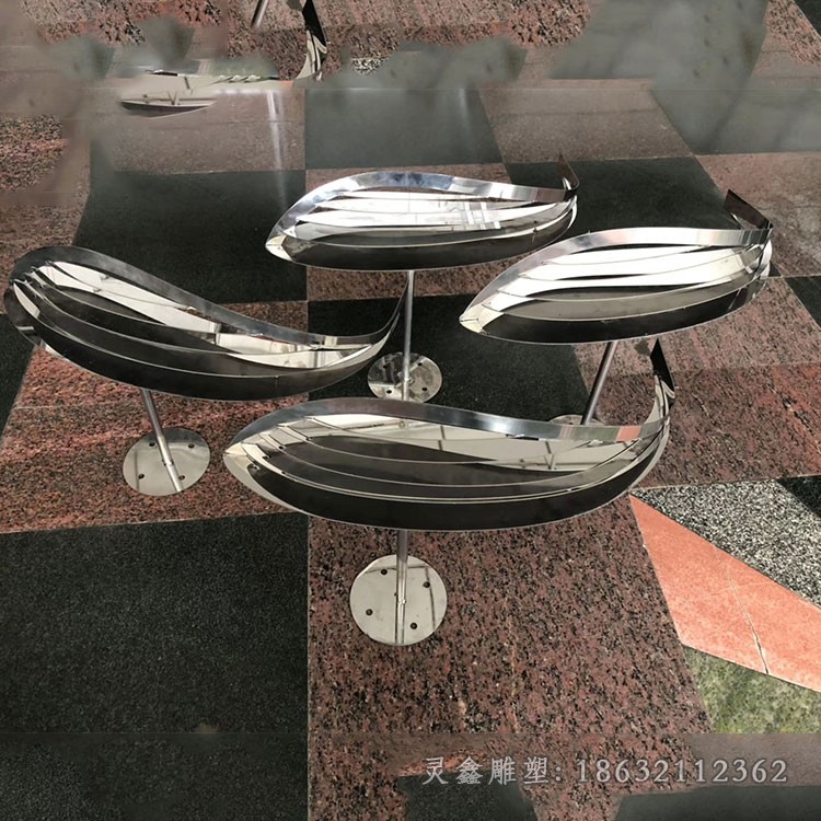 不锈钢镜面鱼广场雕塑
