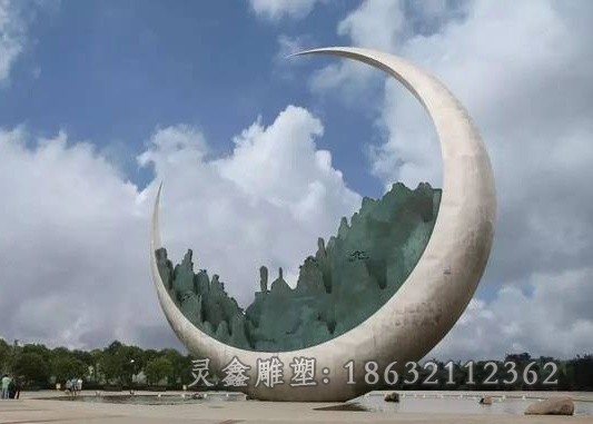 不锈钢月亮景观雕塑