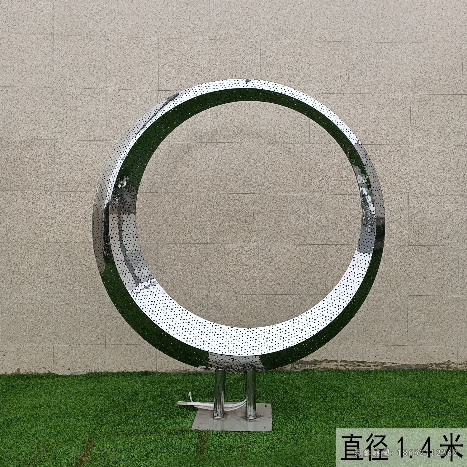 不锈钢镜面月亮广场雕塑