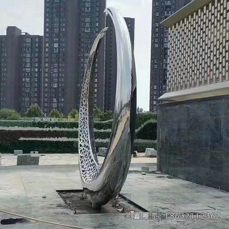 抽象月亮庭院不锈钢雕塑