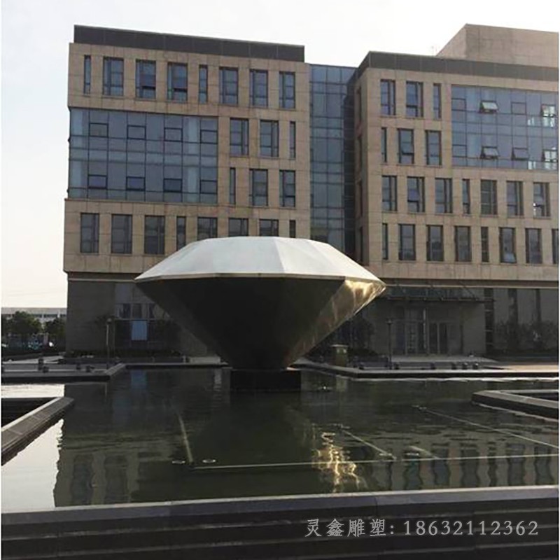 不锈钢钻石景观抽象雕塑