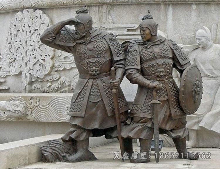 古代士兵观察敌情铜雕