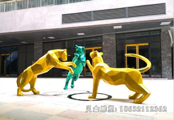 不锈钢豹子动物标志雕塑