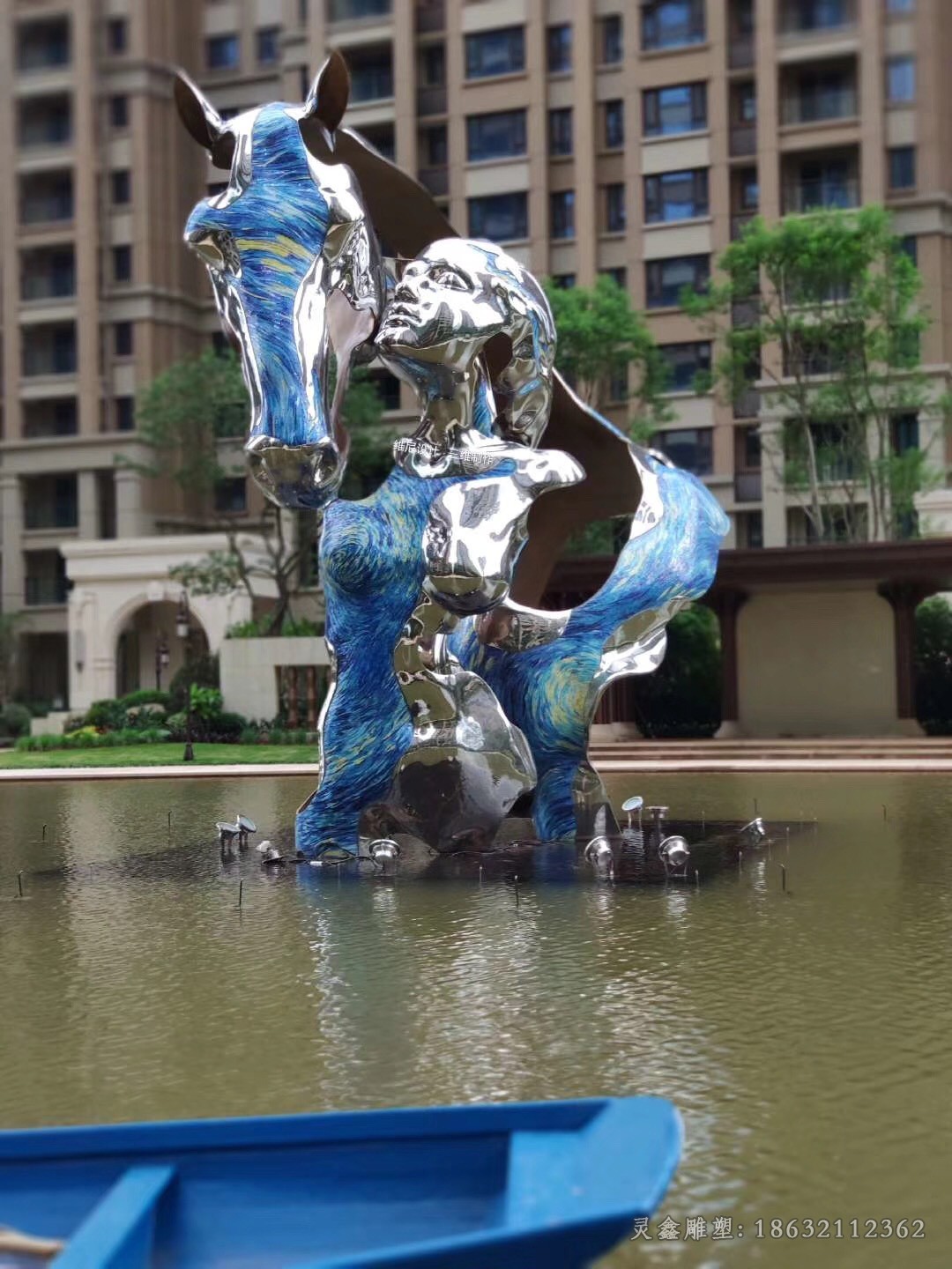 不锈钢半身马广场雕塑