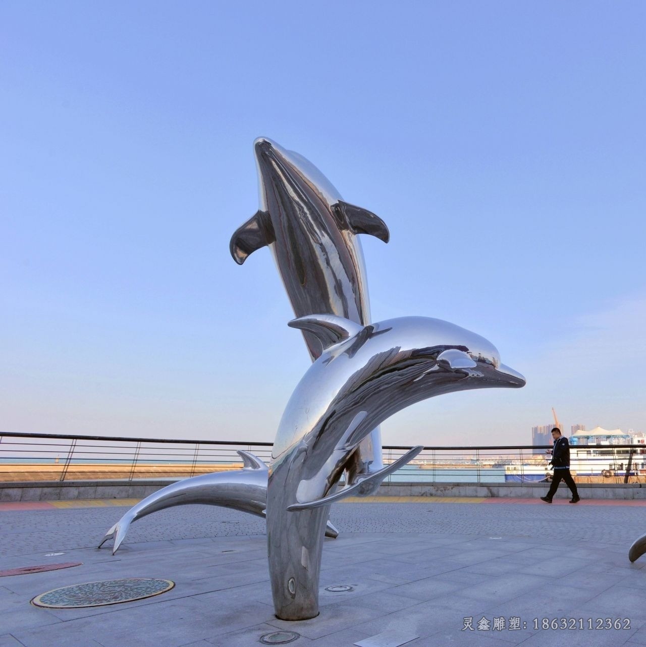 不锈钢动物海豚城市雕塑