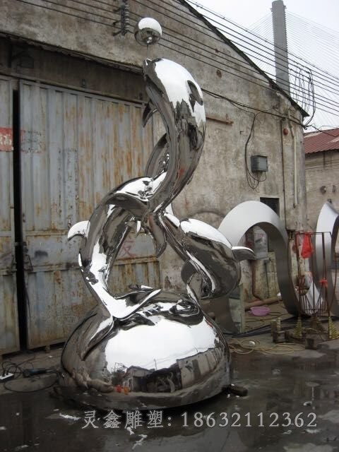 不锈钢城市海豚景观雕塑