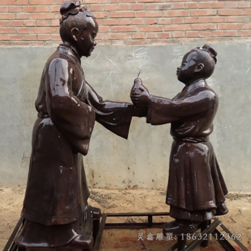 孔融让梨广场景观铜雕