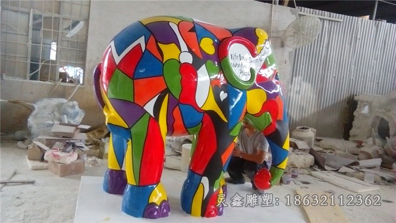 彩绘景观商场不锈钢雕塑