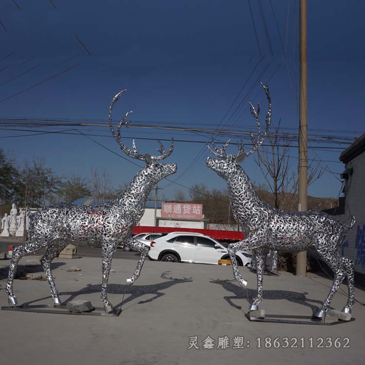 镂空情侣鹿景观不锈钢雕塑