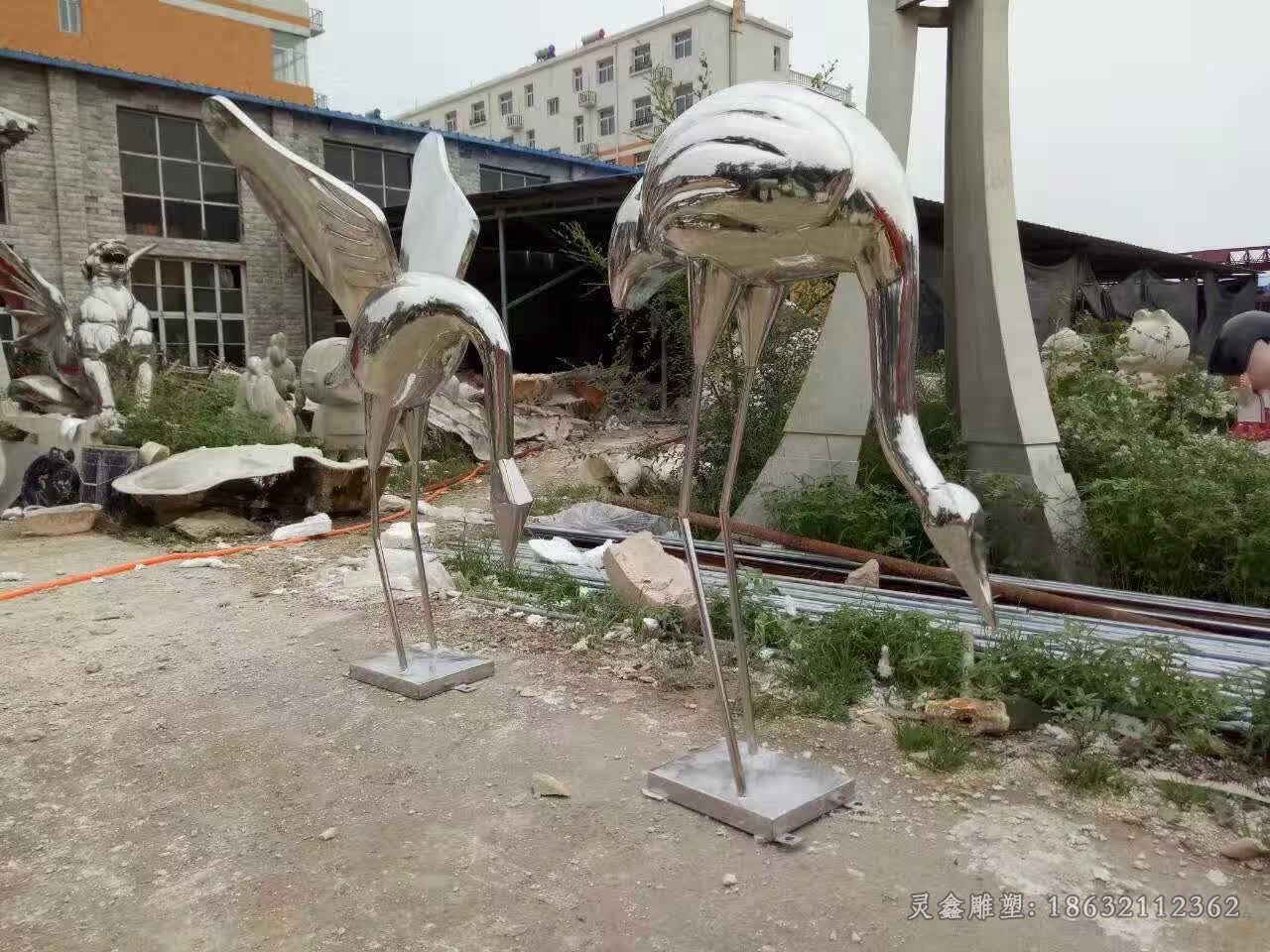 不锈钢庭院镜面仙鹤雕塑