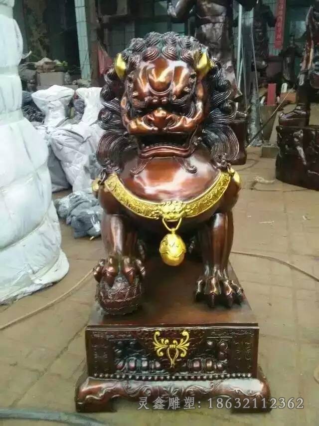 动物狮子街边标志铜雕