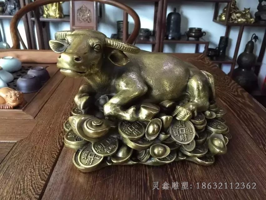 动物牛街边标志铜雕