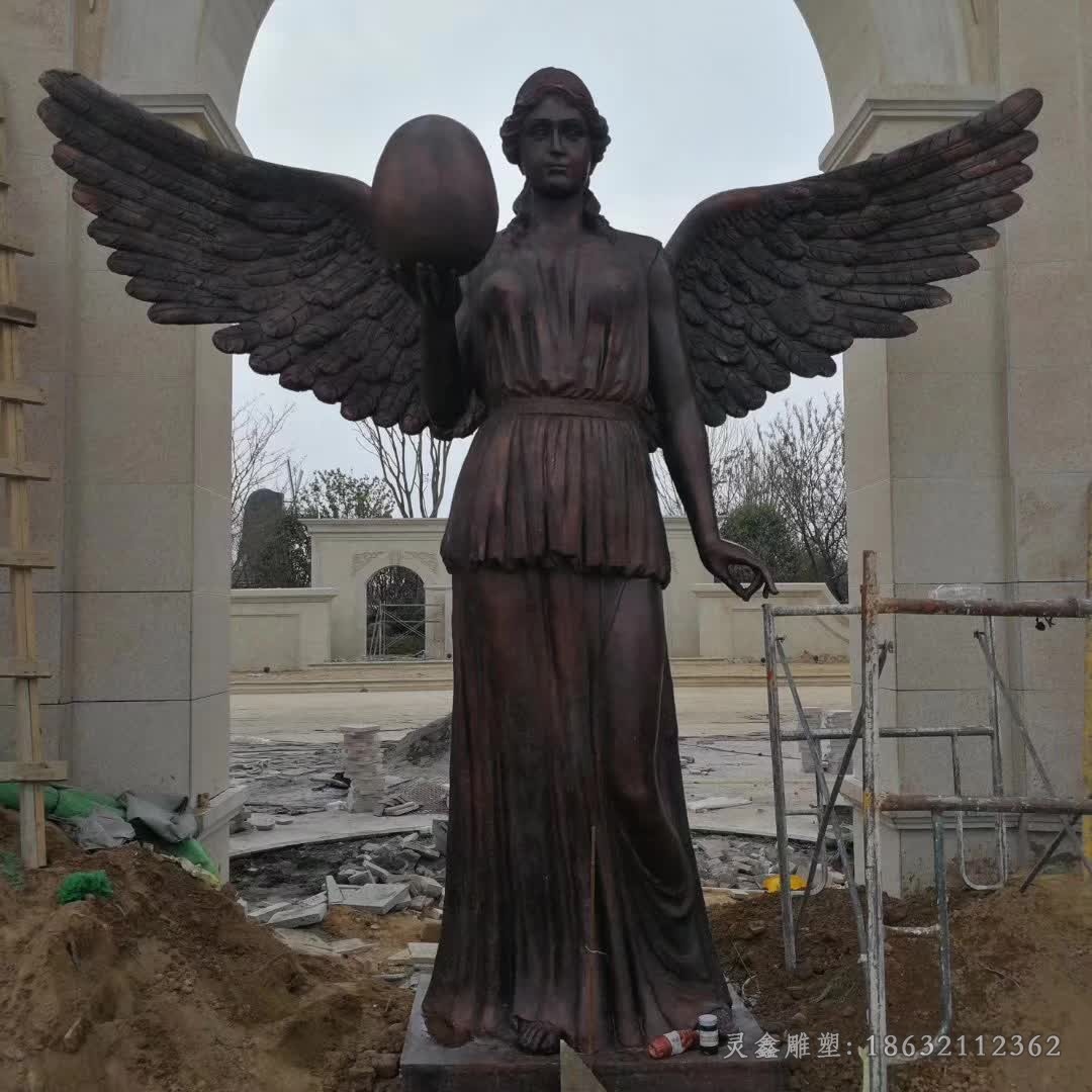 展翅女神人物景观铜雕