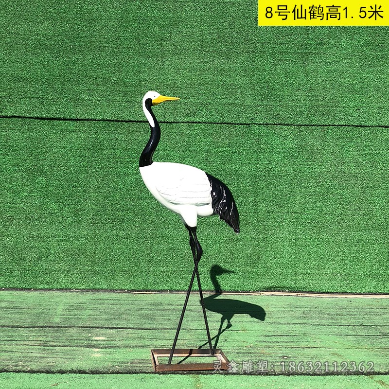 站姿仙鹤户外景观铜雕