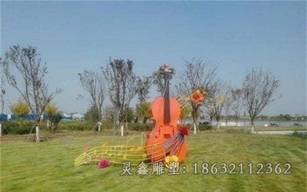 不锈钢大提琴彩绘景观雕塑