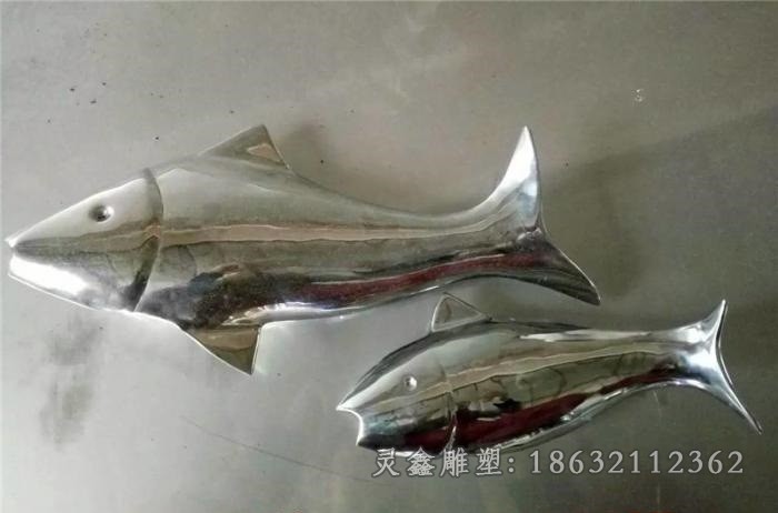 镜面鱼不锈钢标志雕塑