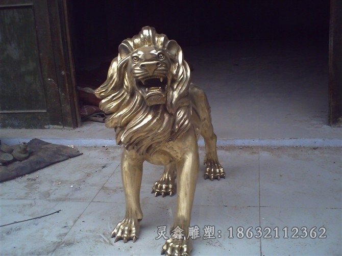 站姿狮子园林景观铜雕