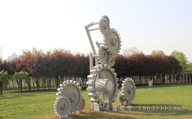 抽象不锈钢齿轮景观雕塑