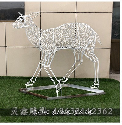 镂空鹿广场不锈钢雕塑
