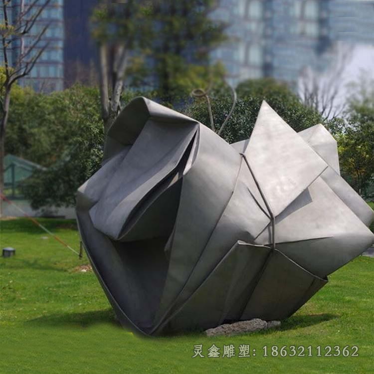 不锈钢商场镜面标志雕塑
