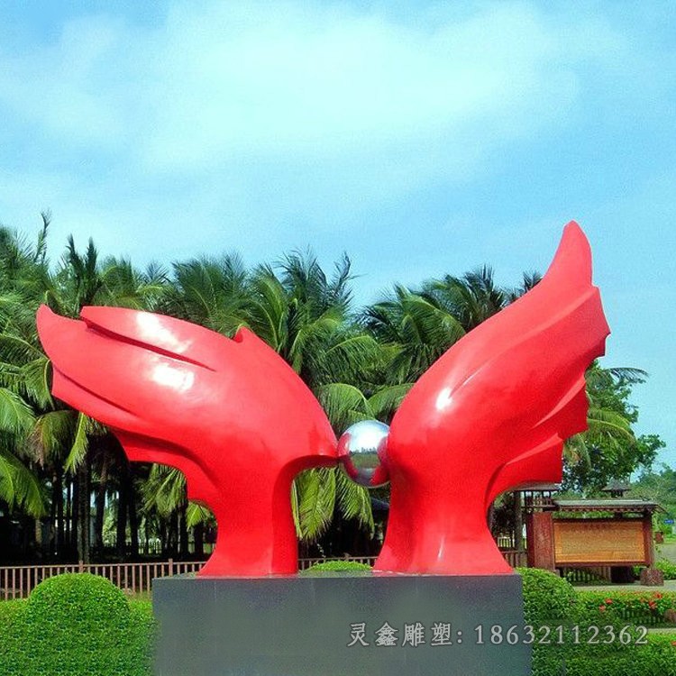 不锈钢彩绘翅膀景观雕塑