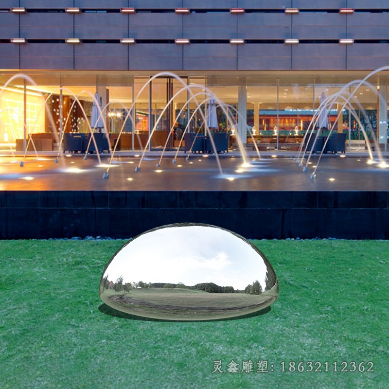 不锈钢镜面鹅卵石庭院雕塑