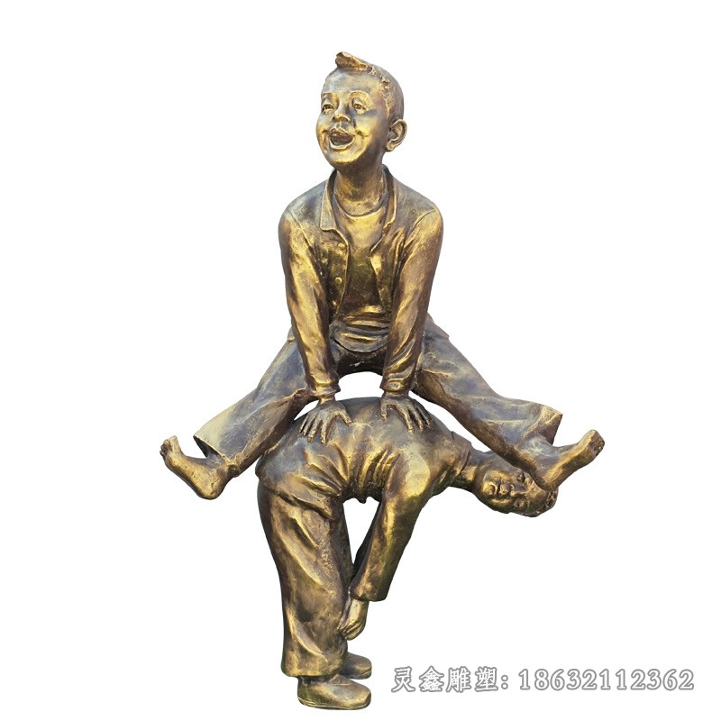 运动踢足球人物景观铜雕