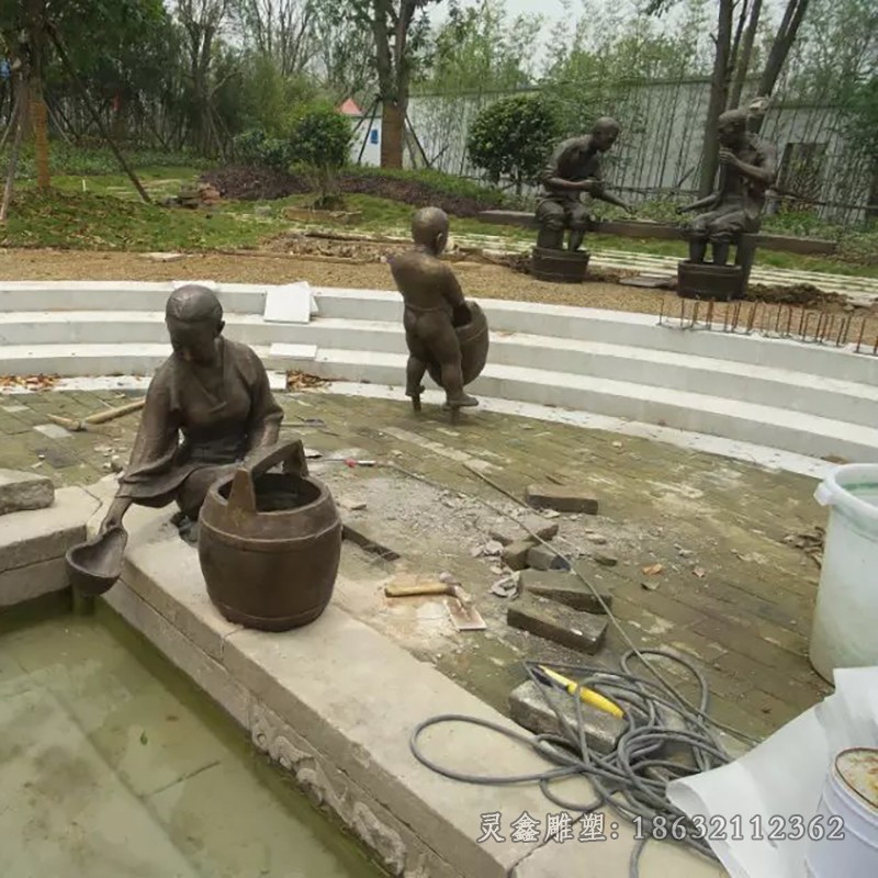 提水儿童人物景观铜雕