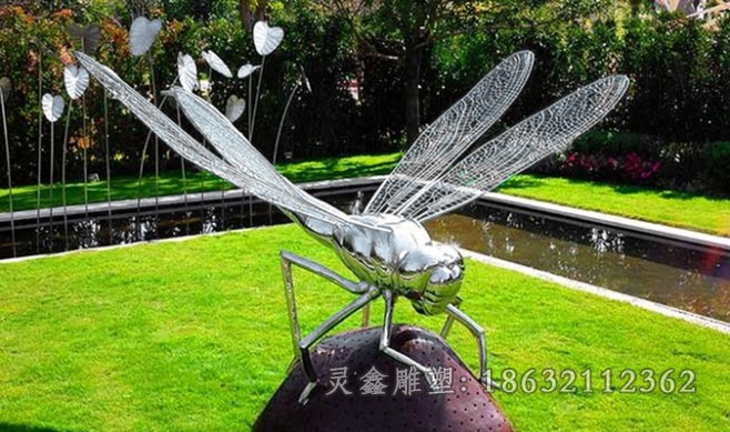 镂空蜻蜓校园不锈钢雕塑