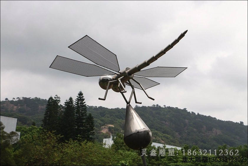 镂空蜻蜓户外不锈钢雕塑