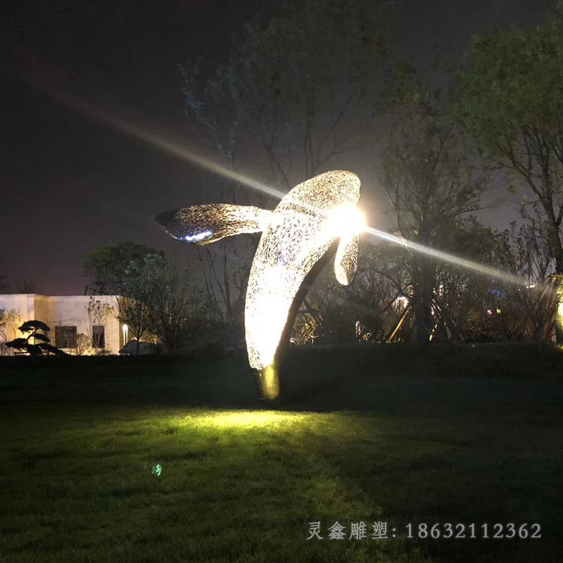 镂空海豚商场不锈钢雕塑