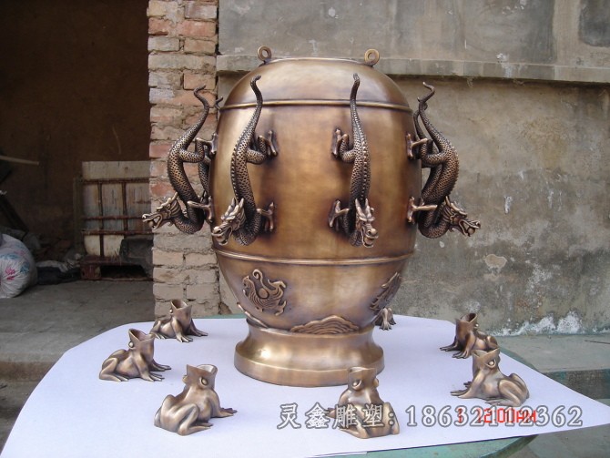 古代地动仪景观铜雕
