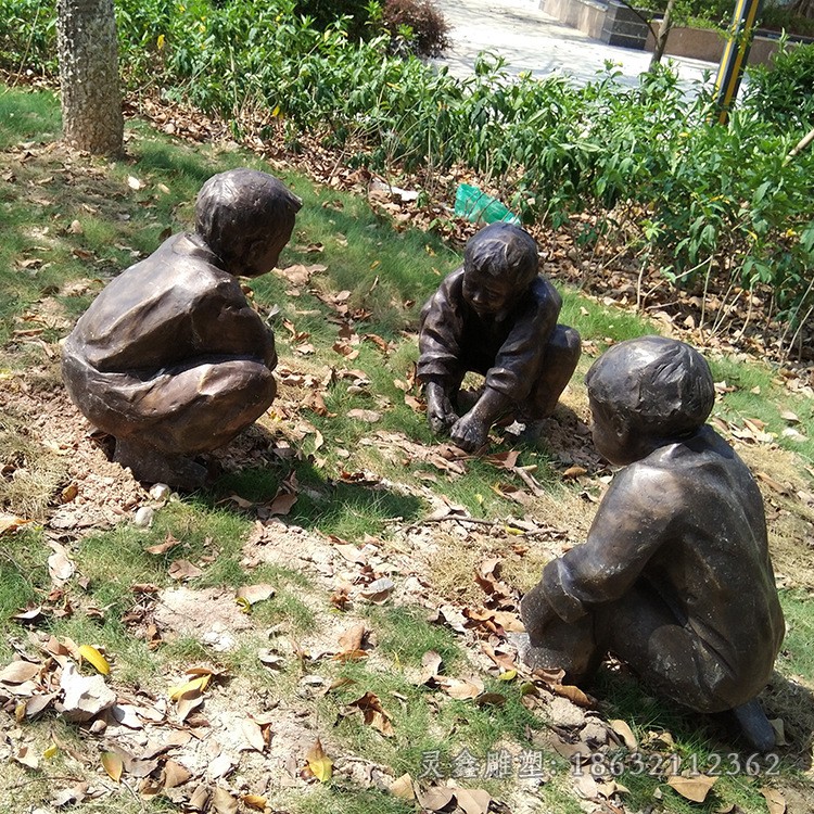 儿童玩耍公园小品铜雕